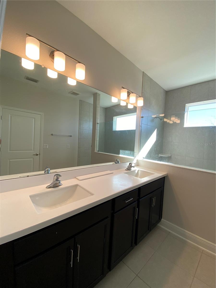 WATERGRASS PARCEL E-3 - Residential Lease