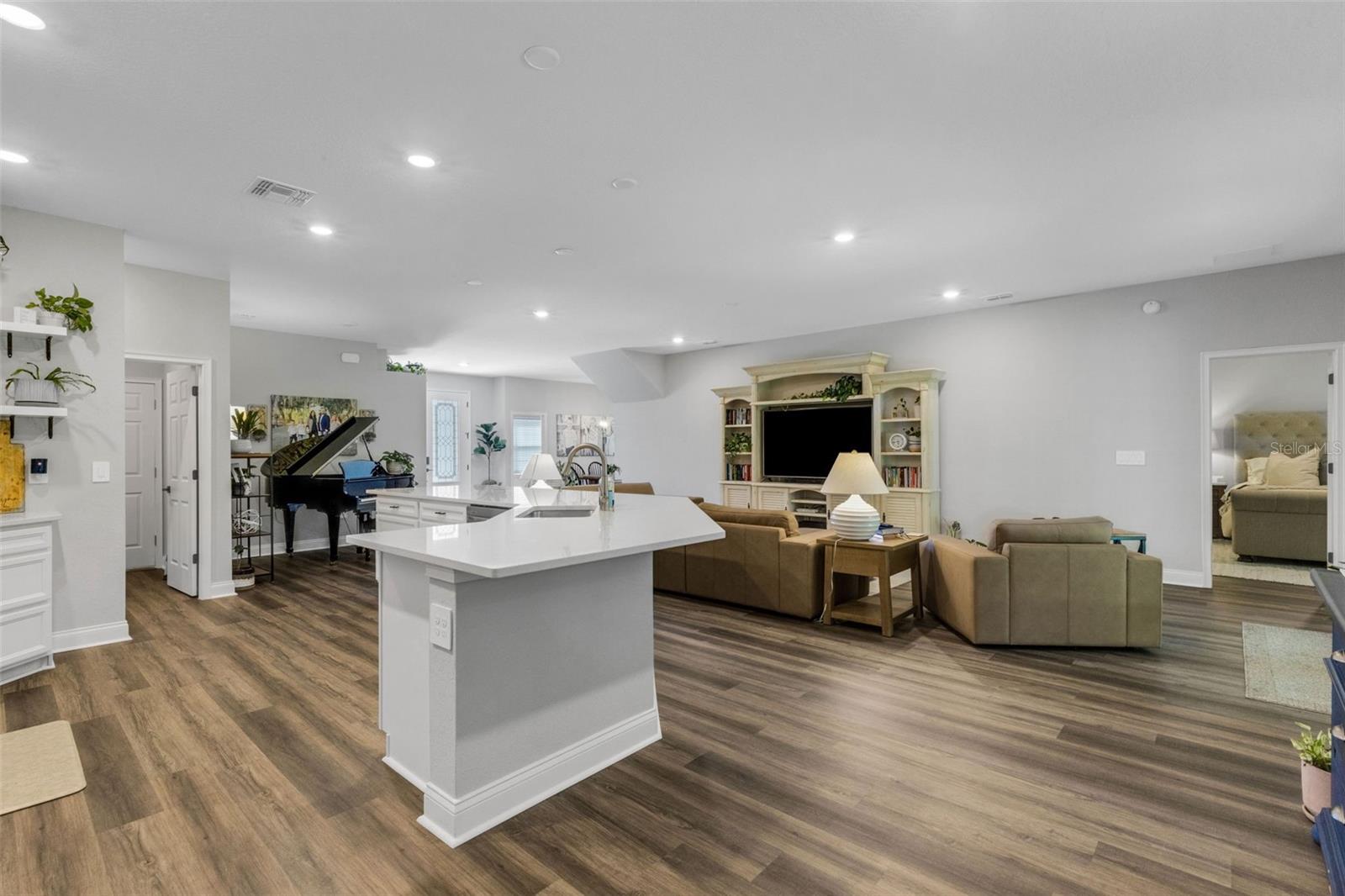 KEEN'S GROVE - Residential