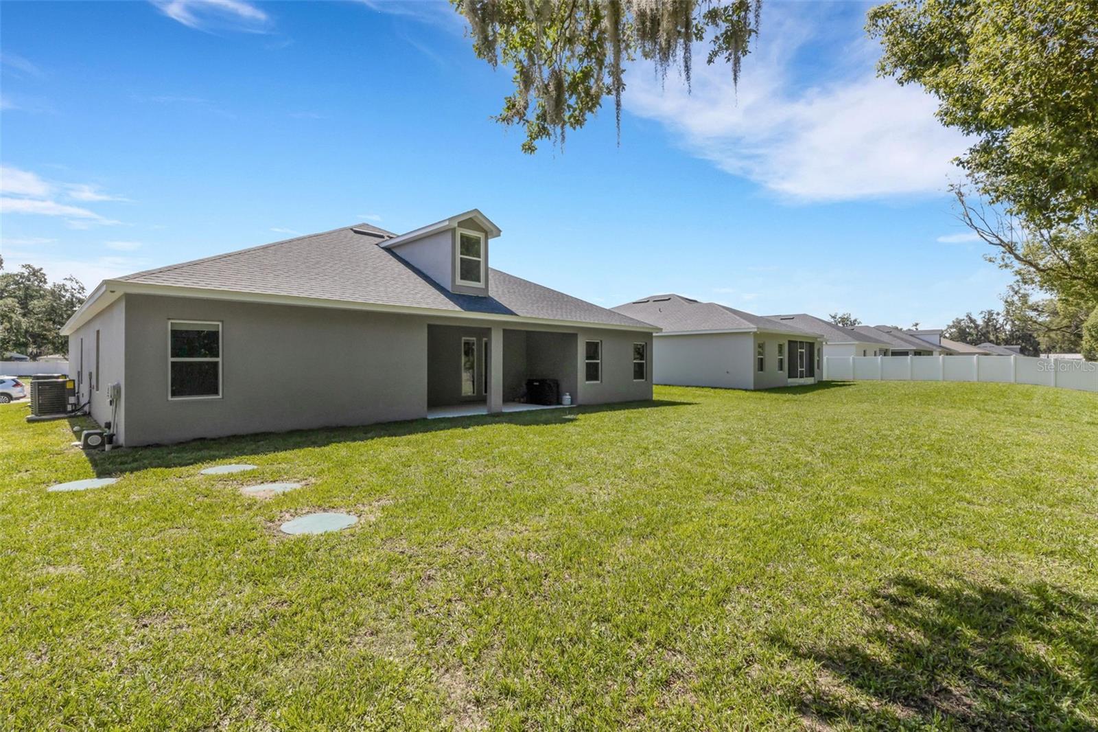 KEEN'S GROVE - Residential