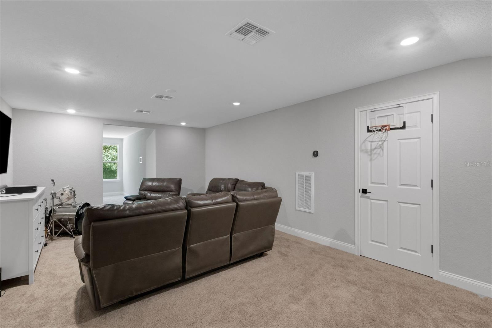 KEEN'S GROVE - Residential