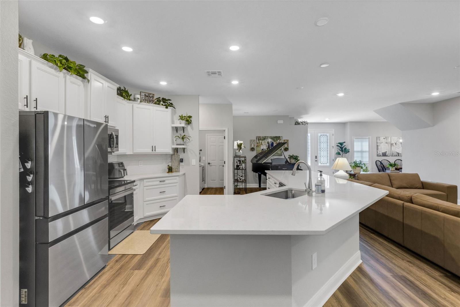 KEEN'S GROVE - Residential