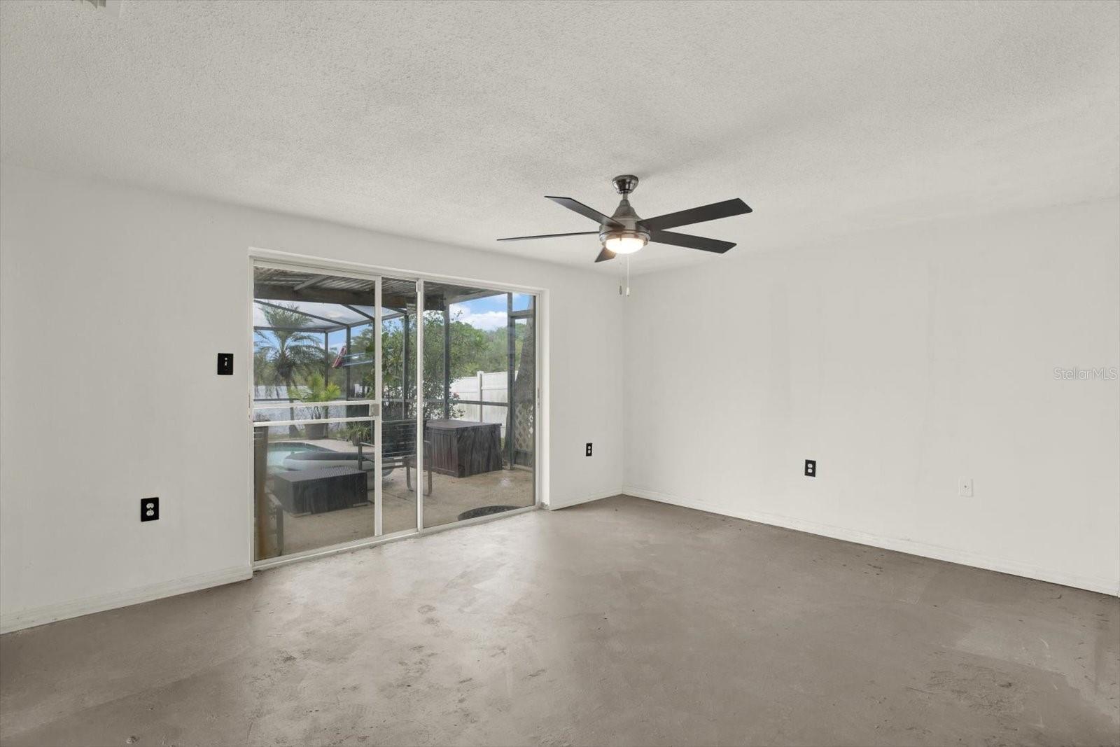 HOLIDAY LAKE ESTATES - Residential