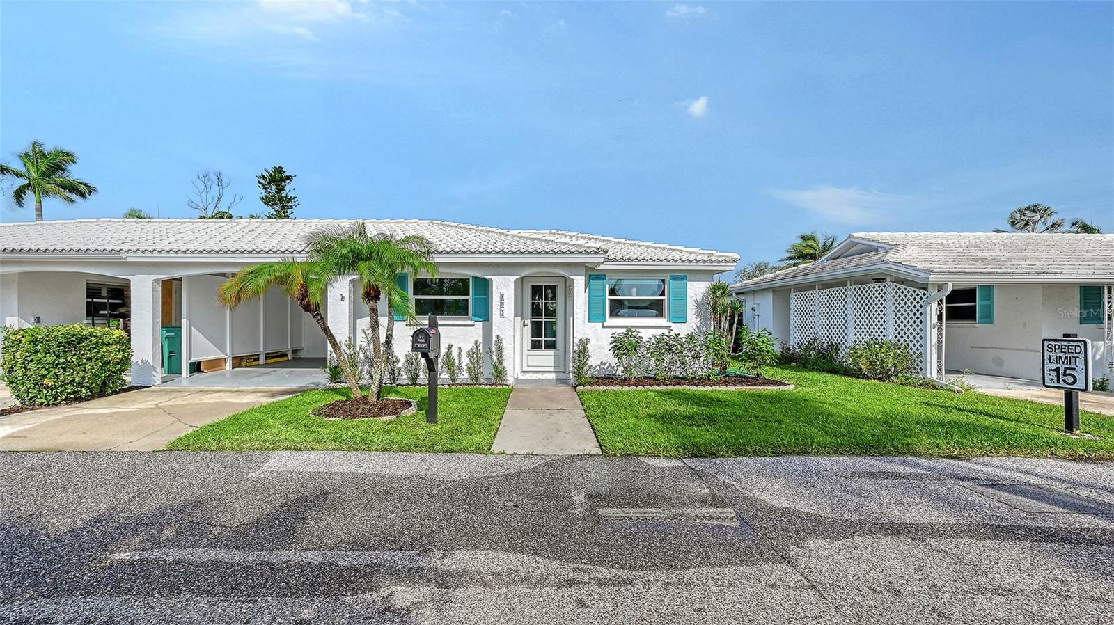 693 SPANISH DRIVE N 24
