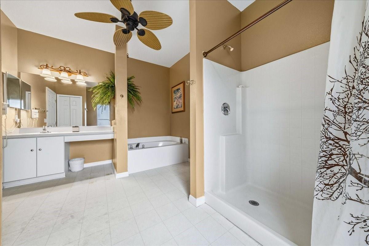 RAVEN GLEN UN 01 - Residential