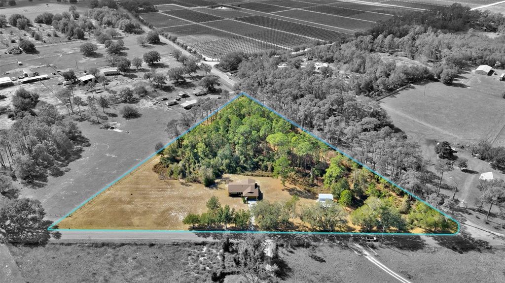 Photo of 17125 Tuscanooga Road, Groveland, FL 34736 (MLS # O6378295)