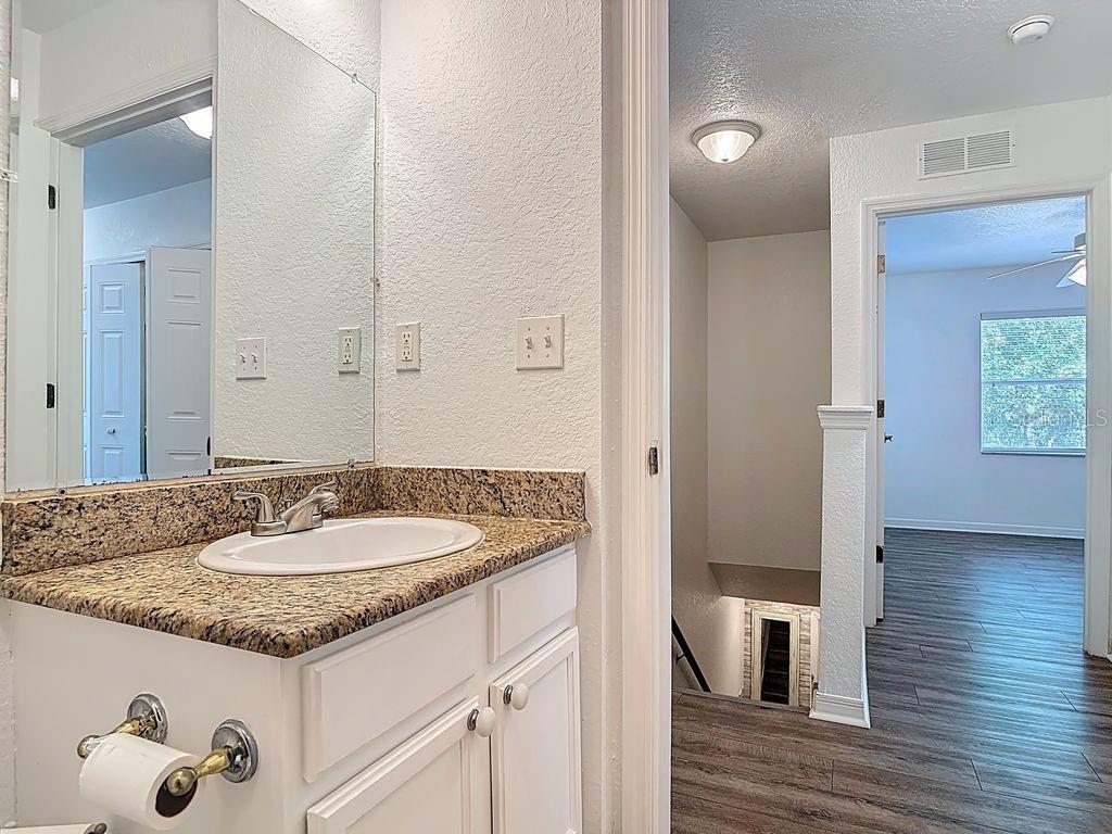 PALM POINTE 1 - Residential