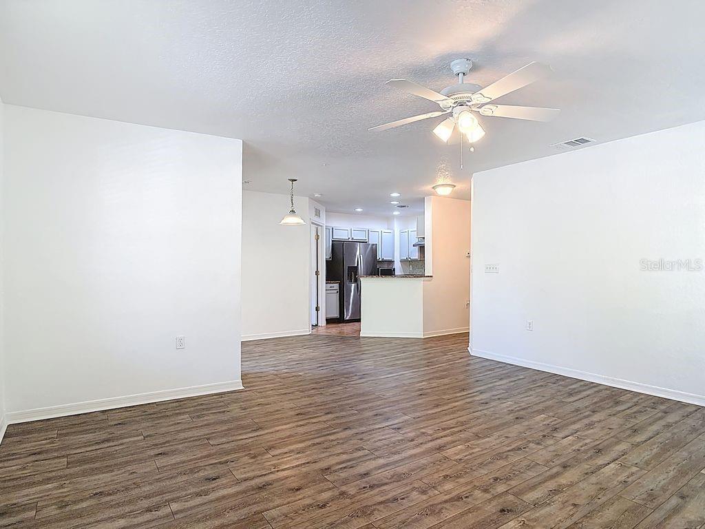 PALM POINTE 1 - Residential