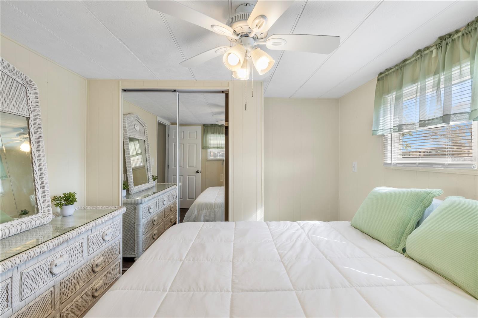 OAKS ROYAL MOBILE HOME SUB - Residential