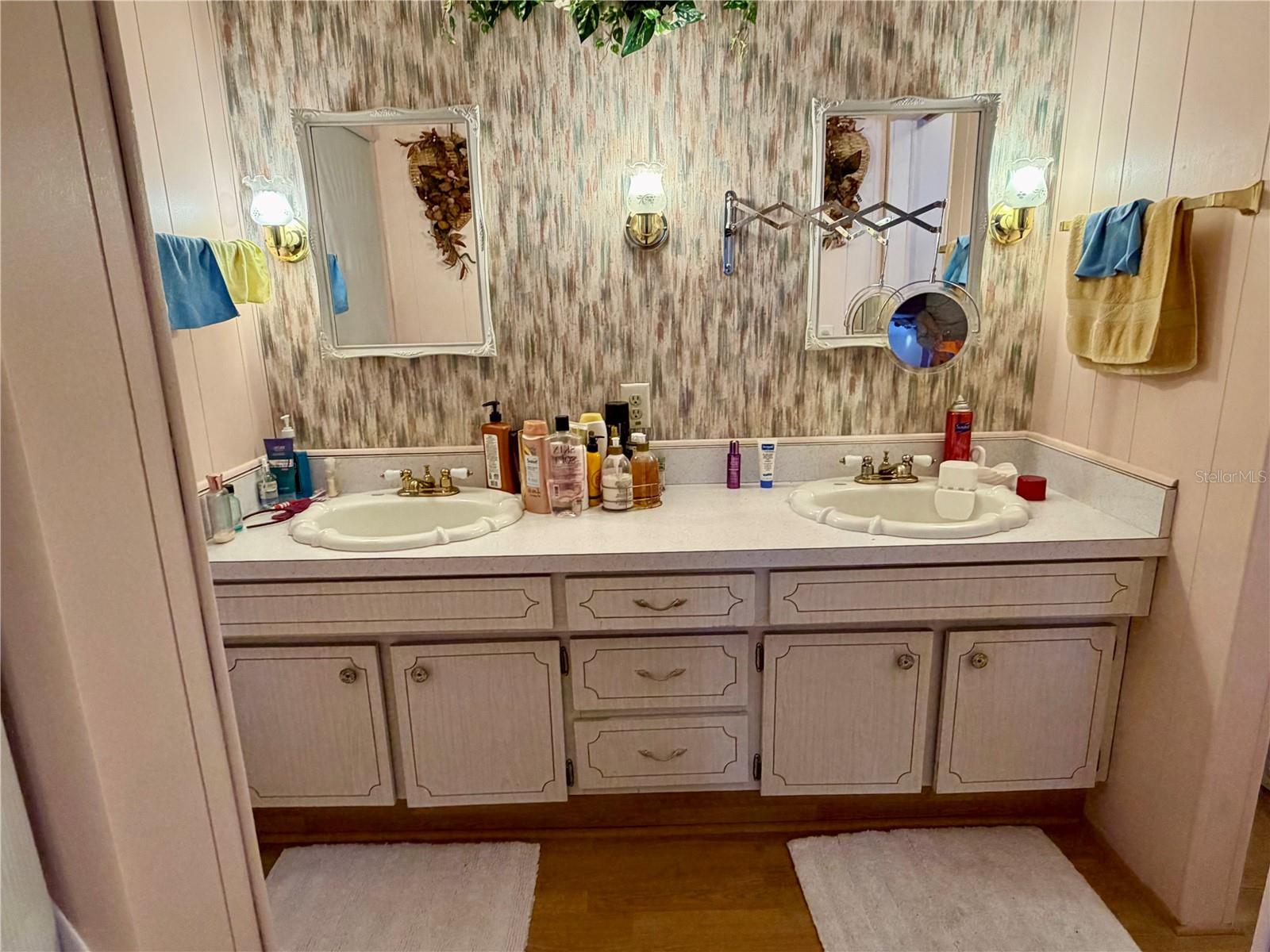 SUNSET PALMS UNREC - Residential