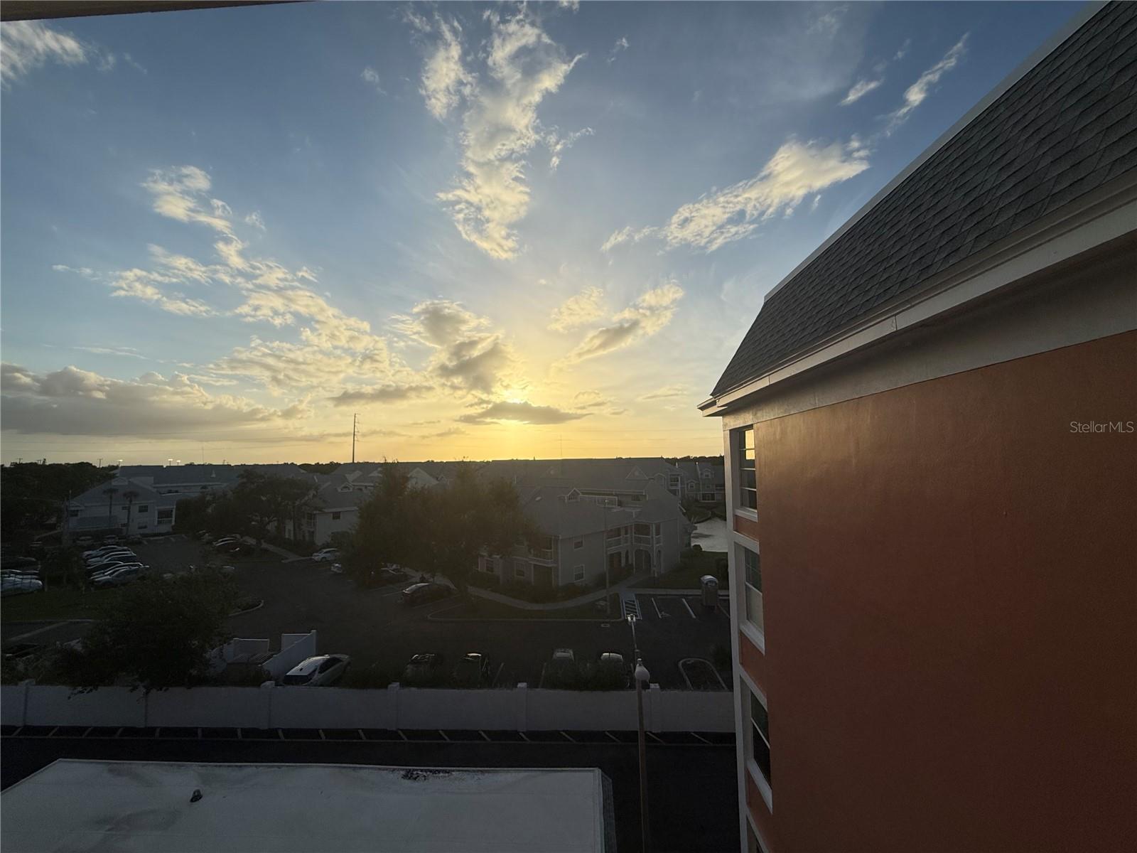 CROSSWINDS COLONY ONE CONDO - Residential