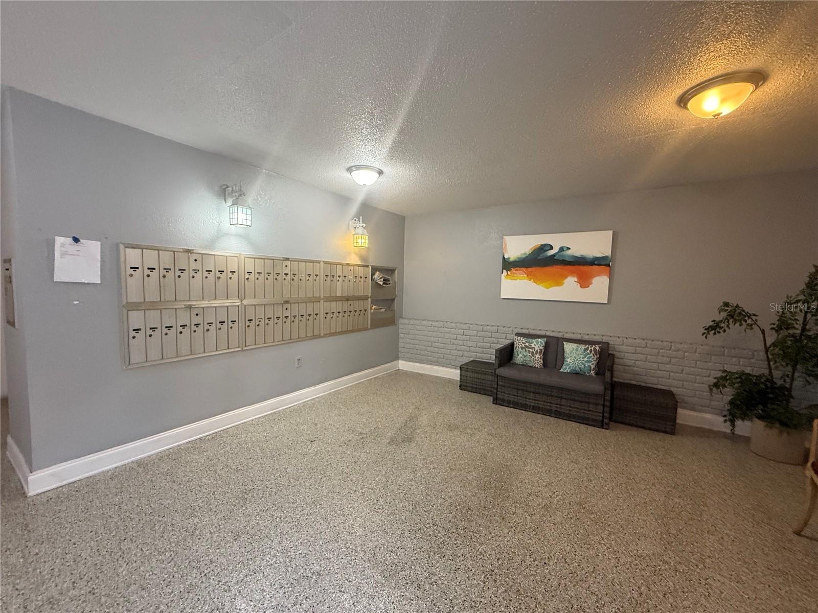 CROSSWINDS COLONY ONE CONDO - Residential