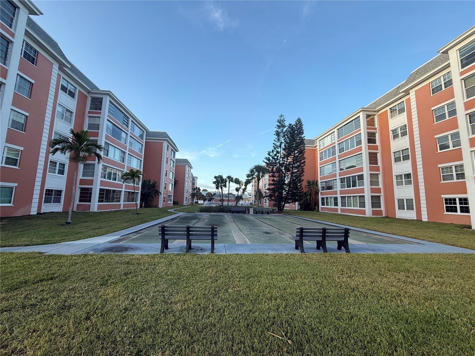 CROSSWINDS COLONY ONE CONDO - Residential