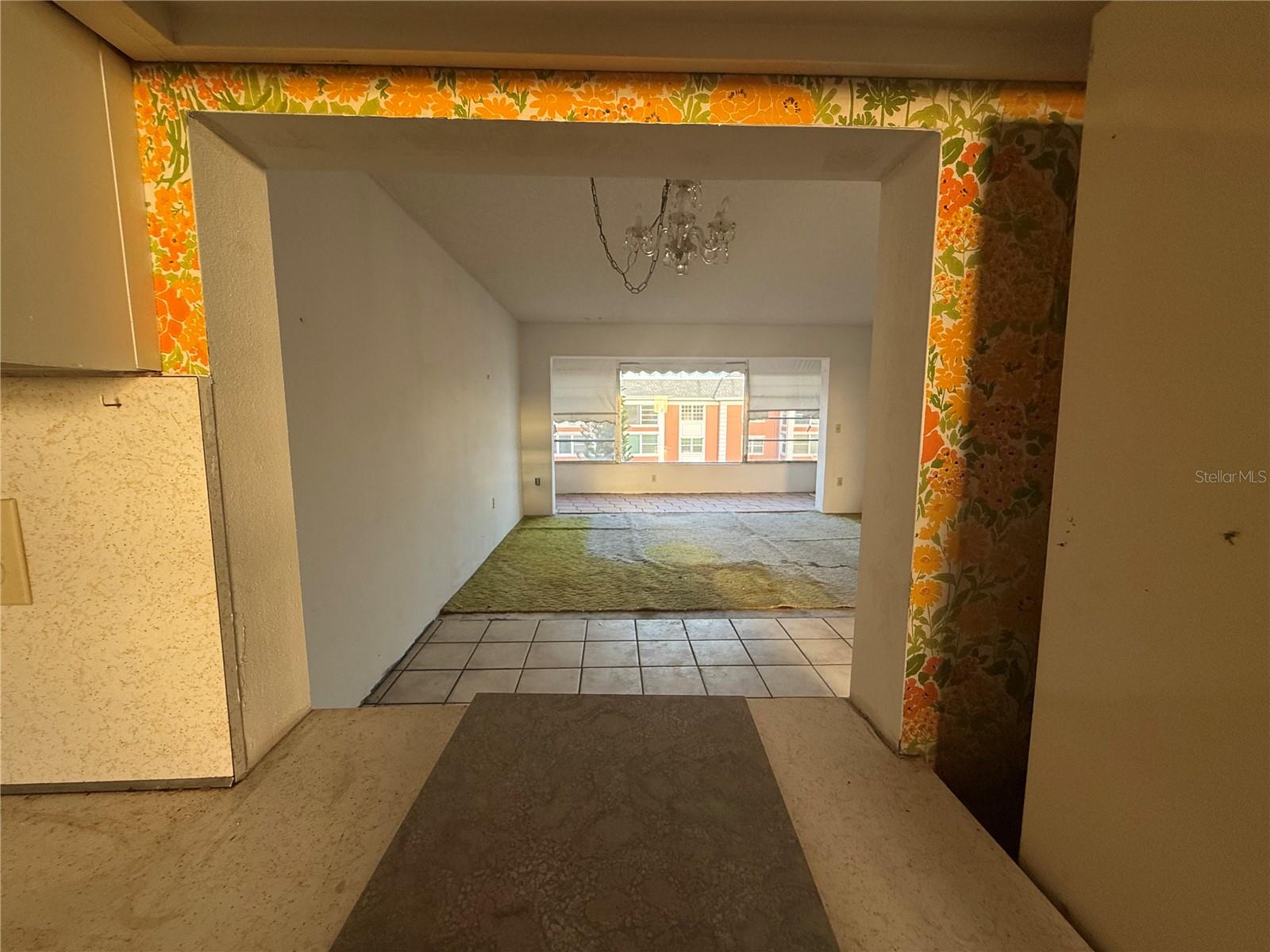 CROSSWINDS COLONY ONE CONDO - Residential