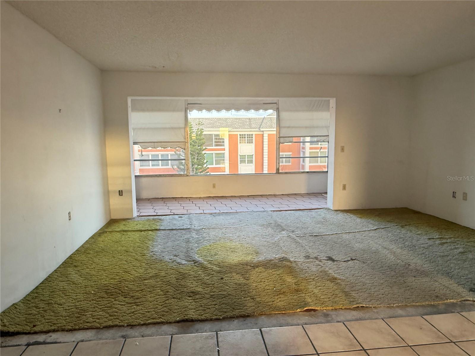 CROSSWINDS COLONY ONE CONDO - Residential