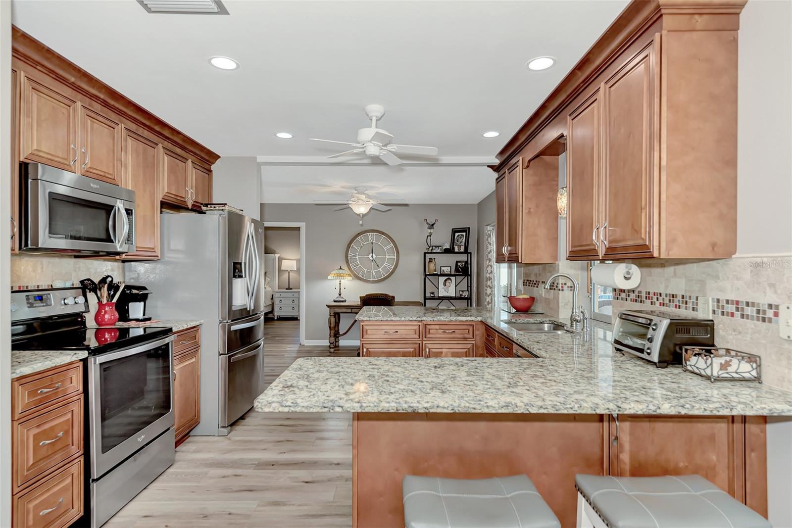 ENGLEWOOD ISLES SUB - Residential