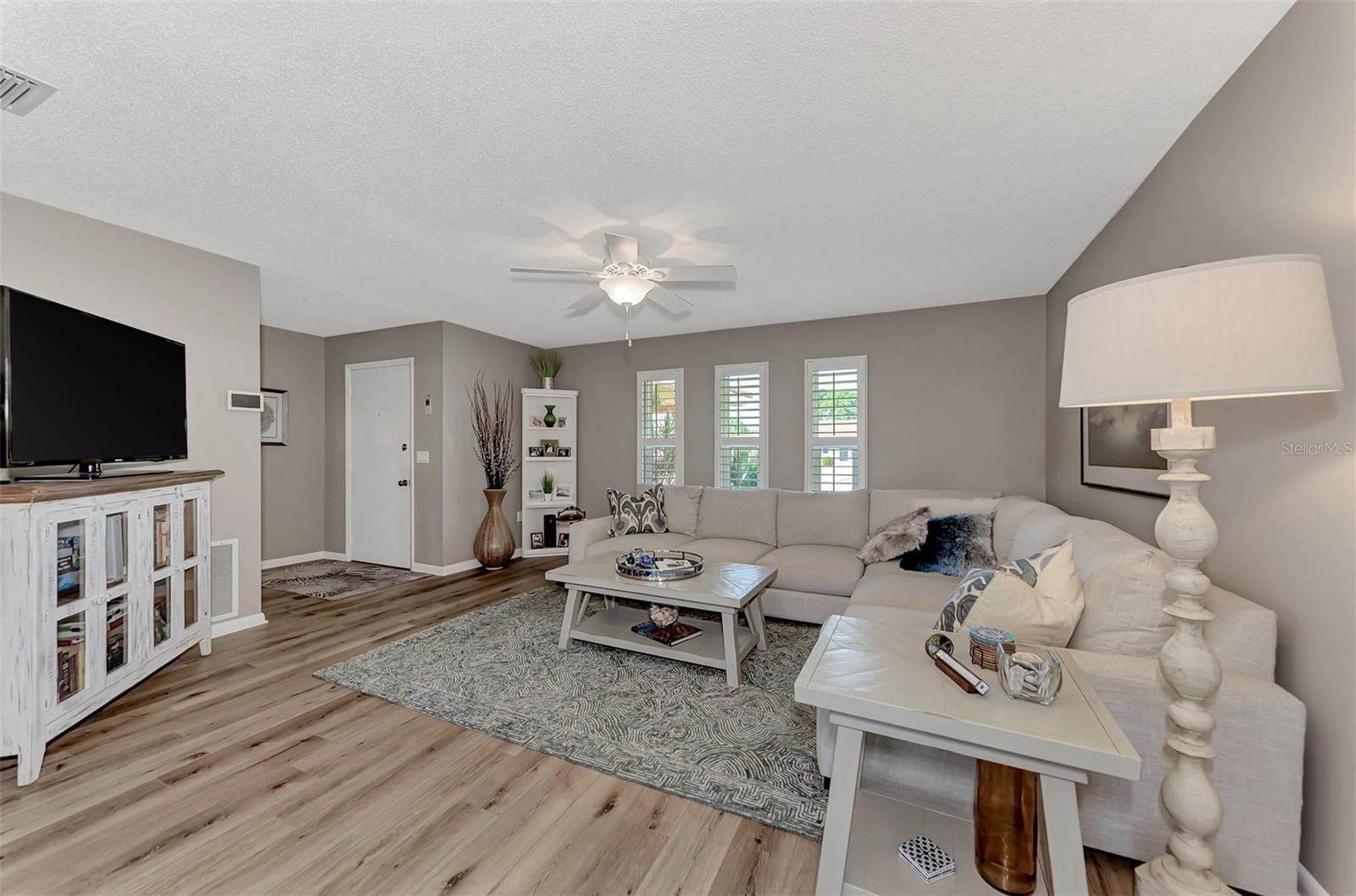 ENGLEWOOD ISLES SUB - Residential