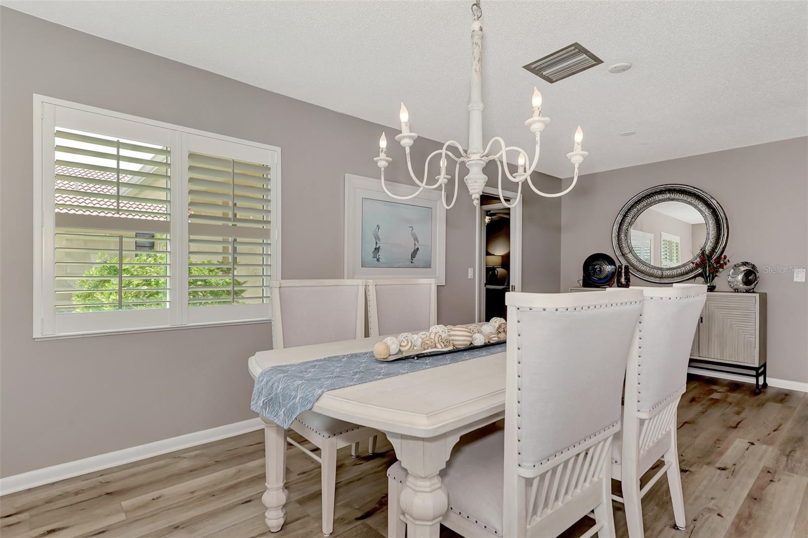 ENGLEWOOD ISLES SUB - Residential