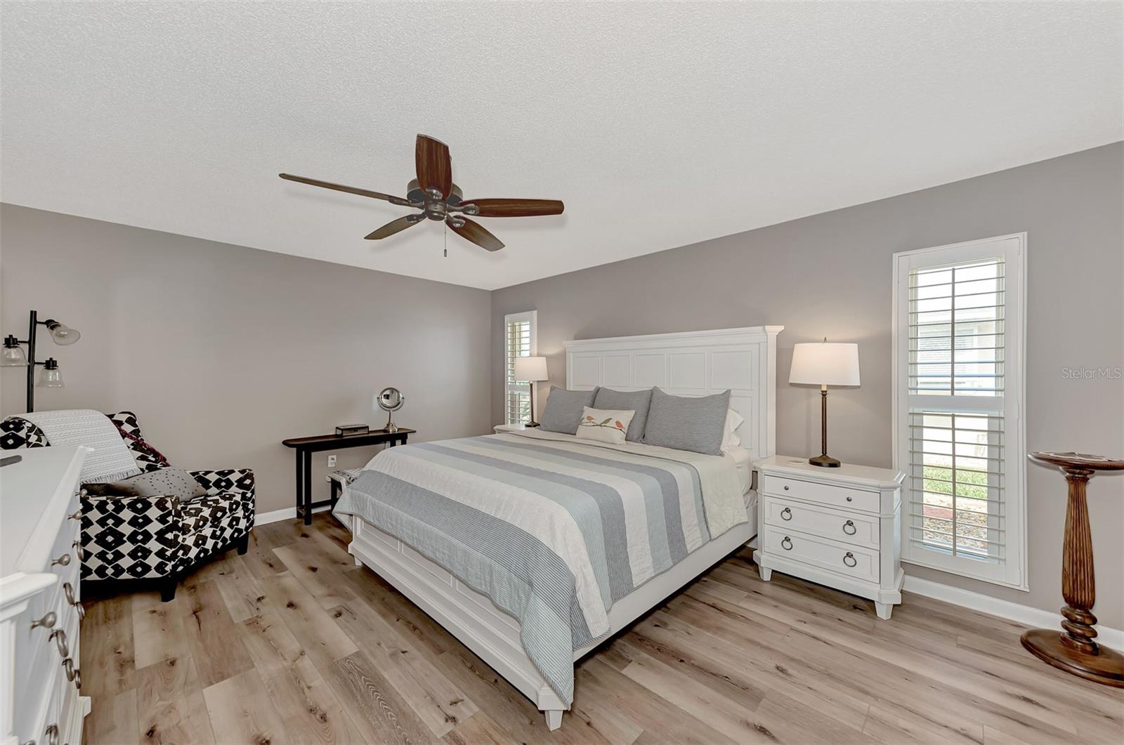 ENGLEWOOD ISLES SUB - Residential