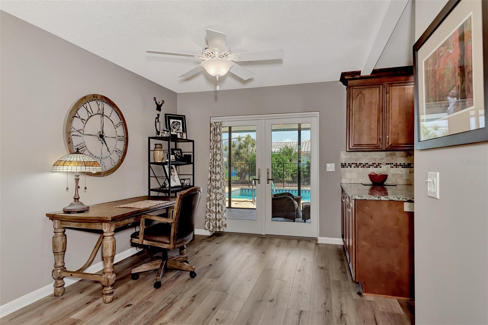 ENGLEWOOD ISLES SUB - Residential