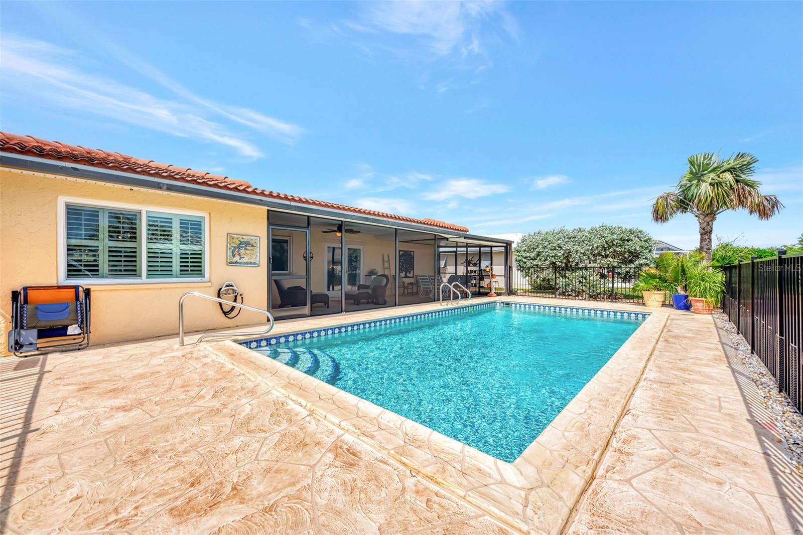 ENGLEWOOD ISLES SUB - Residential