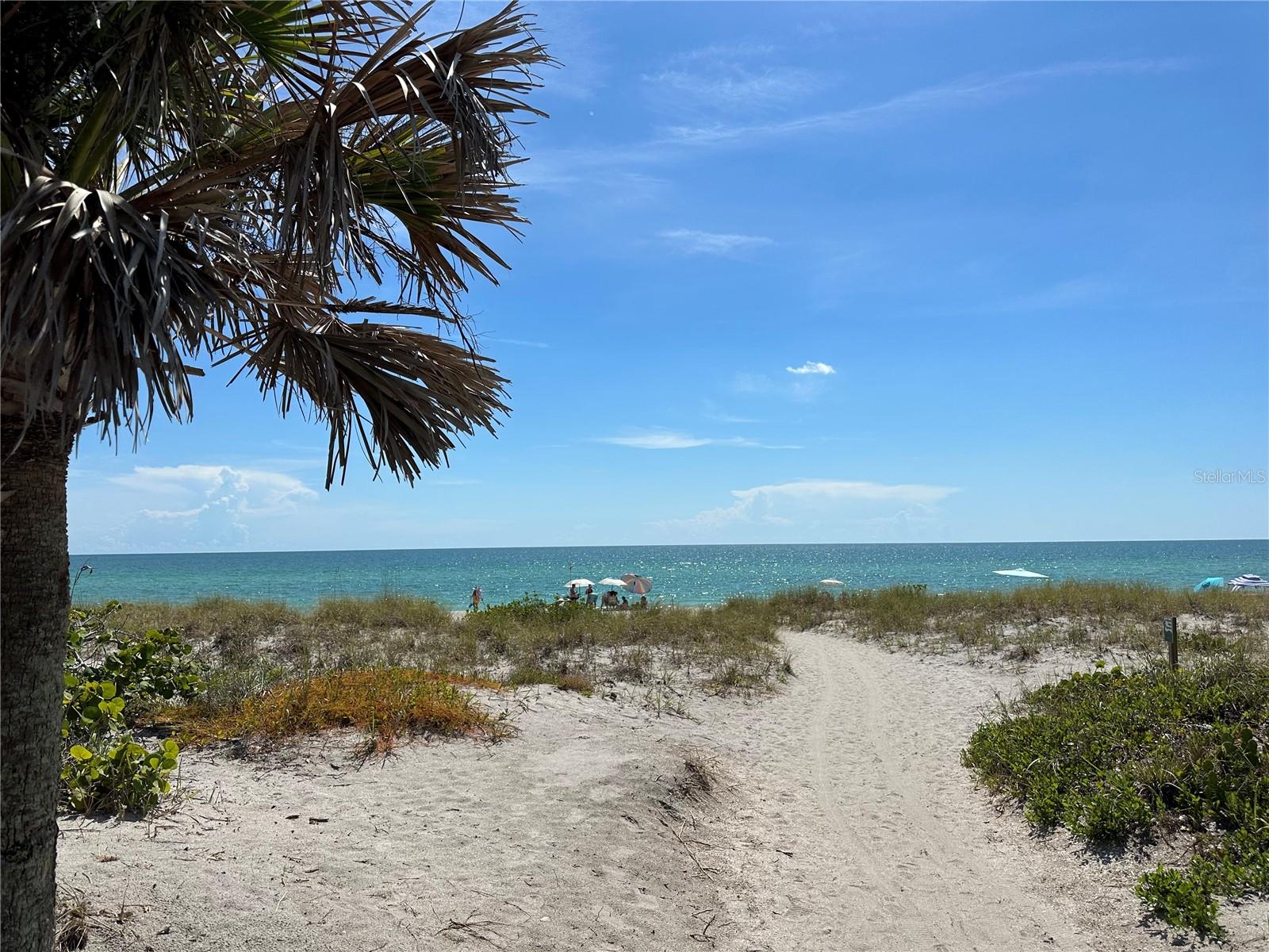 ENGLEWOOD ISLES SUB - Residential