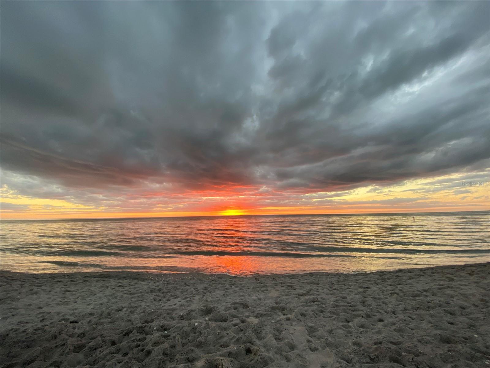 ENGLEWOOD ISLES SUB - Residential