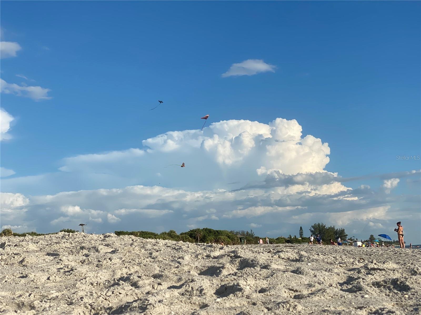 ENGLEWOOD ISLES SUB - Residential