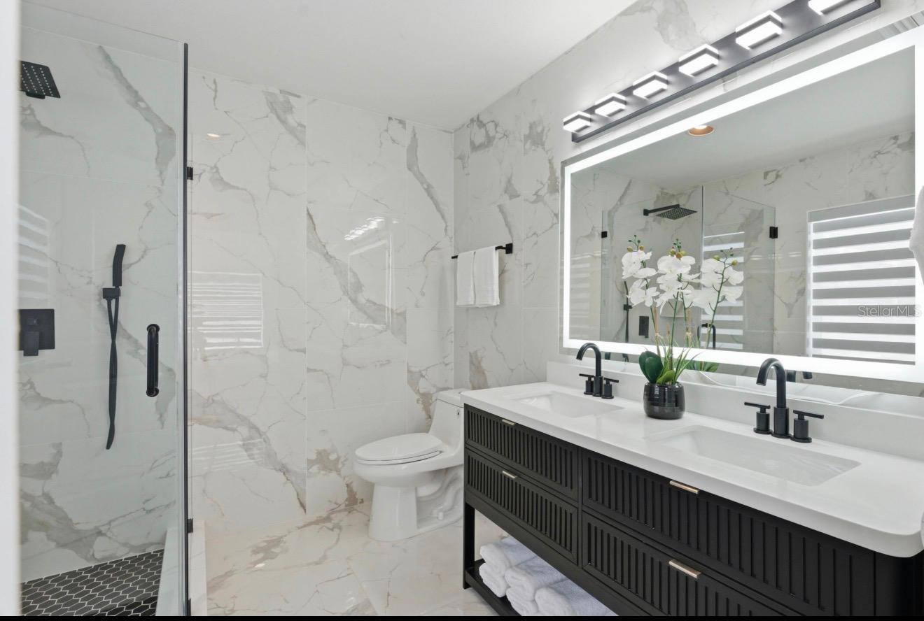 LINDFIELDS UNIT 2 - Residential