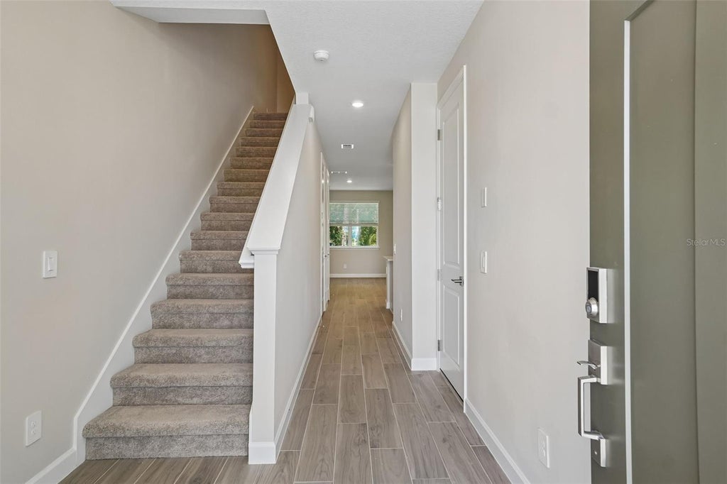 Photo of 7328 Deer Valley Cir, Tampa, FL 33635 (MLS # TB8538399)
