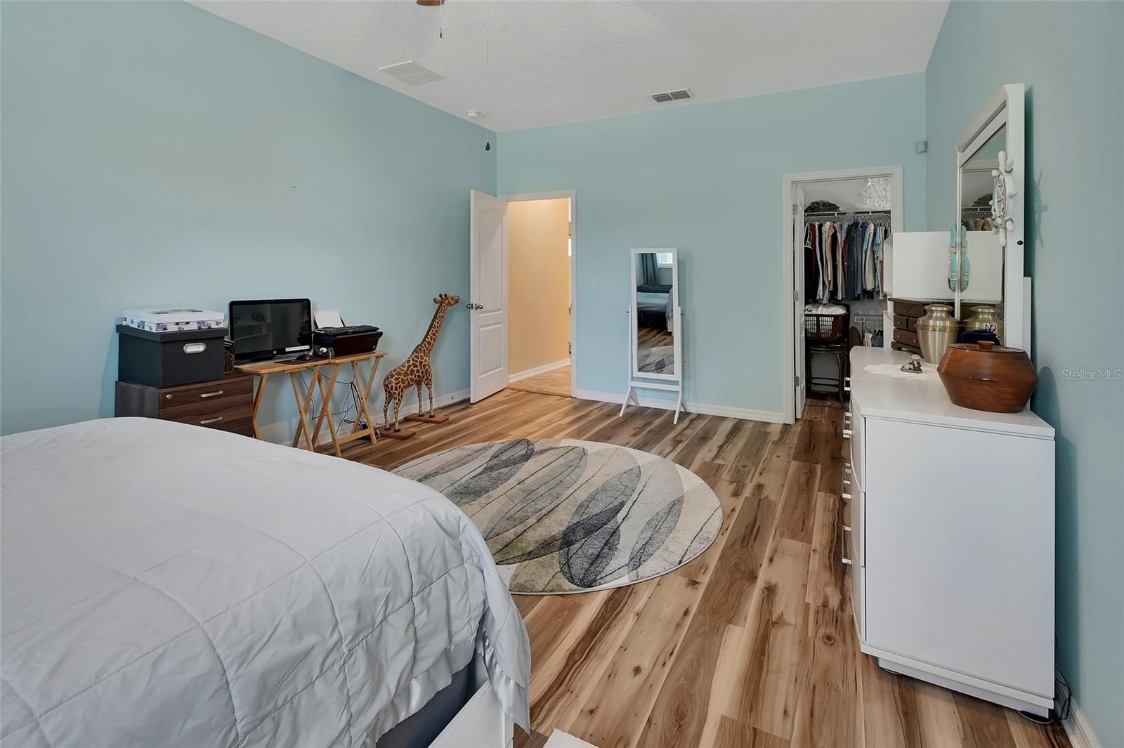 VICTORIA PARK INC 04 - Residential