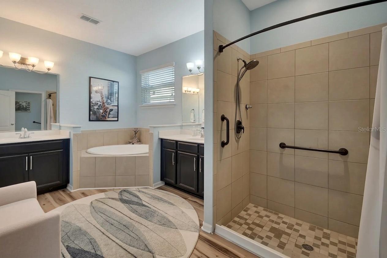 VICTORIA PARK INC 04 - Residential