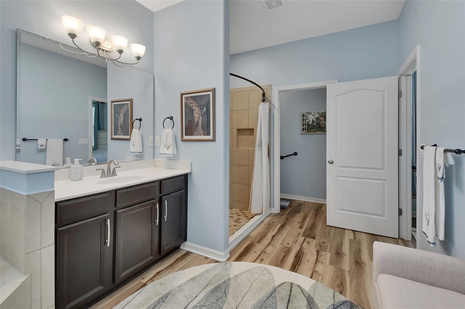 VICTORIA PARK INC 04 - Residential
