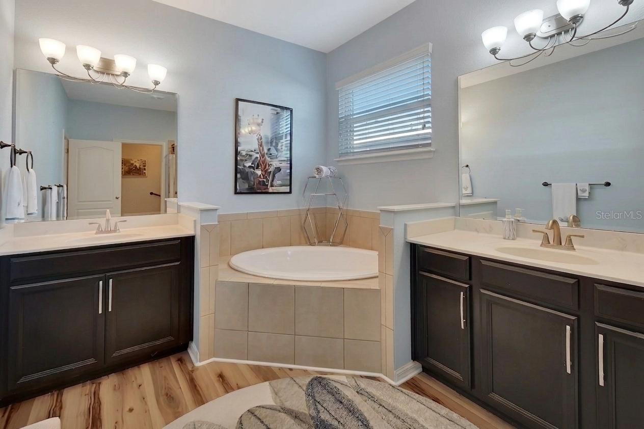 VICTORIA PARK INC 04 - Residential