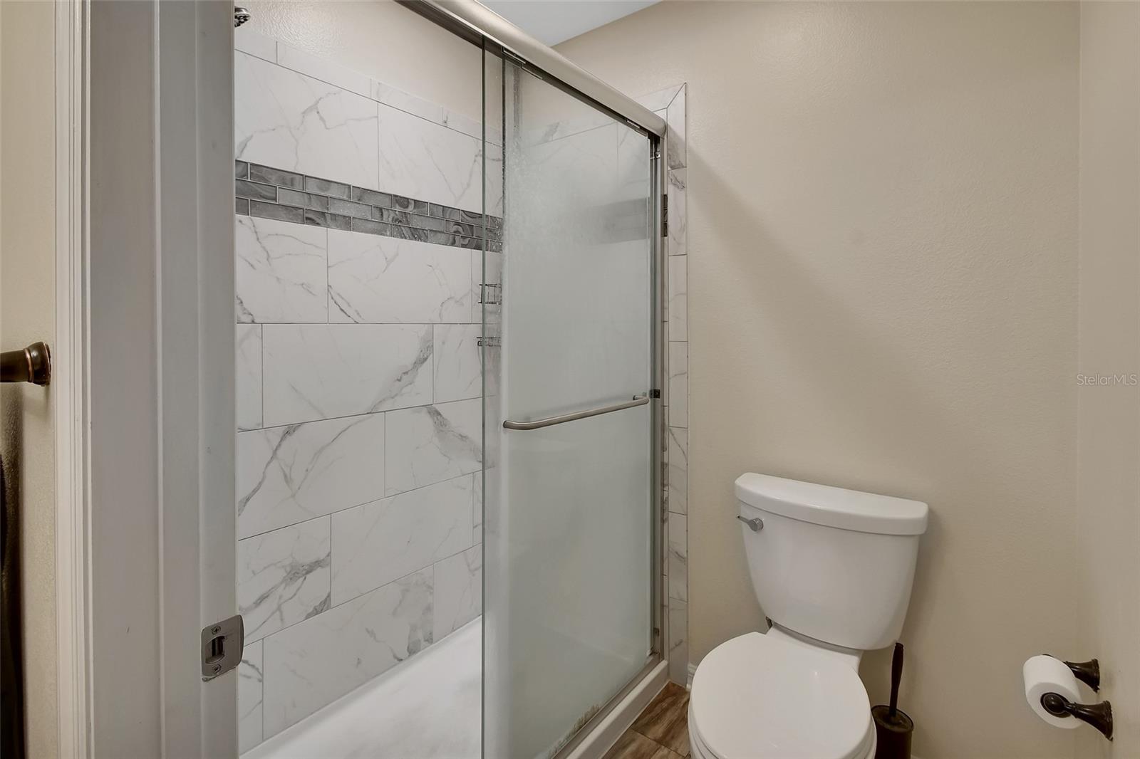 VICTORIA PARK INC 04 - Residential