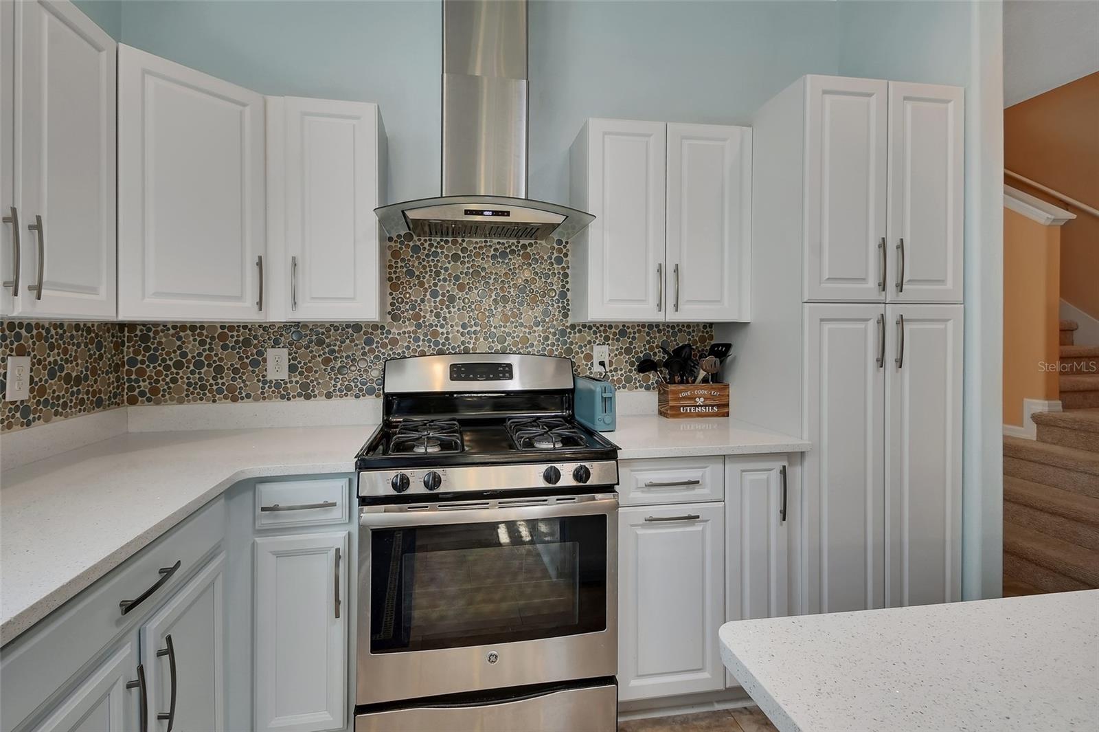 VICTORIA PARK INC 04 - Residential