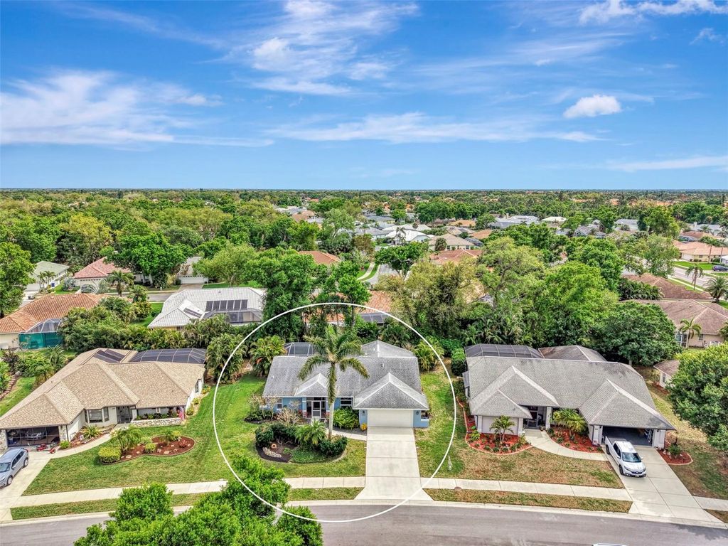 Photo of 504 Cedarwood Lane, Venice, FL 34293 (MLS # N6143542)