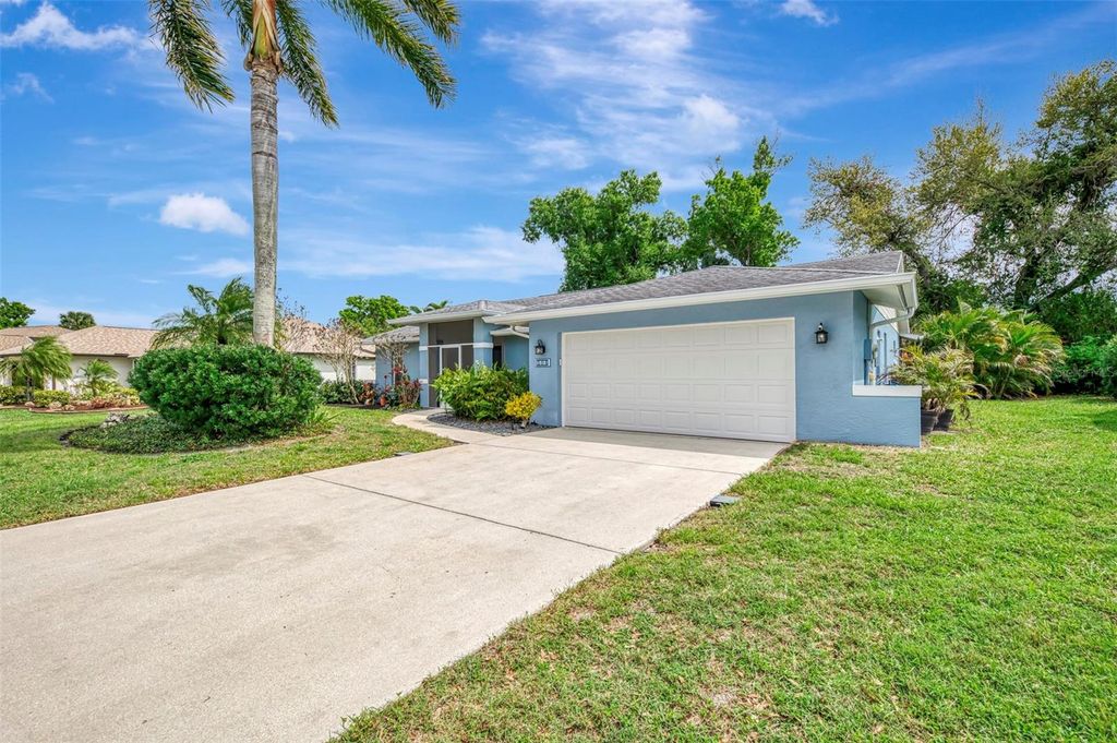Photo of 504 Cedarwood Lane, Venice, FL 34293 (MLS # N6143542)