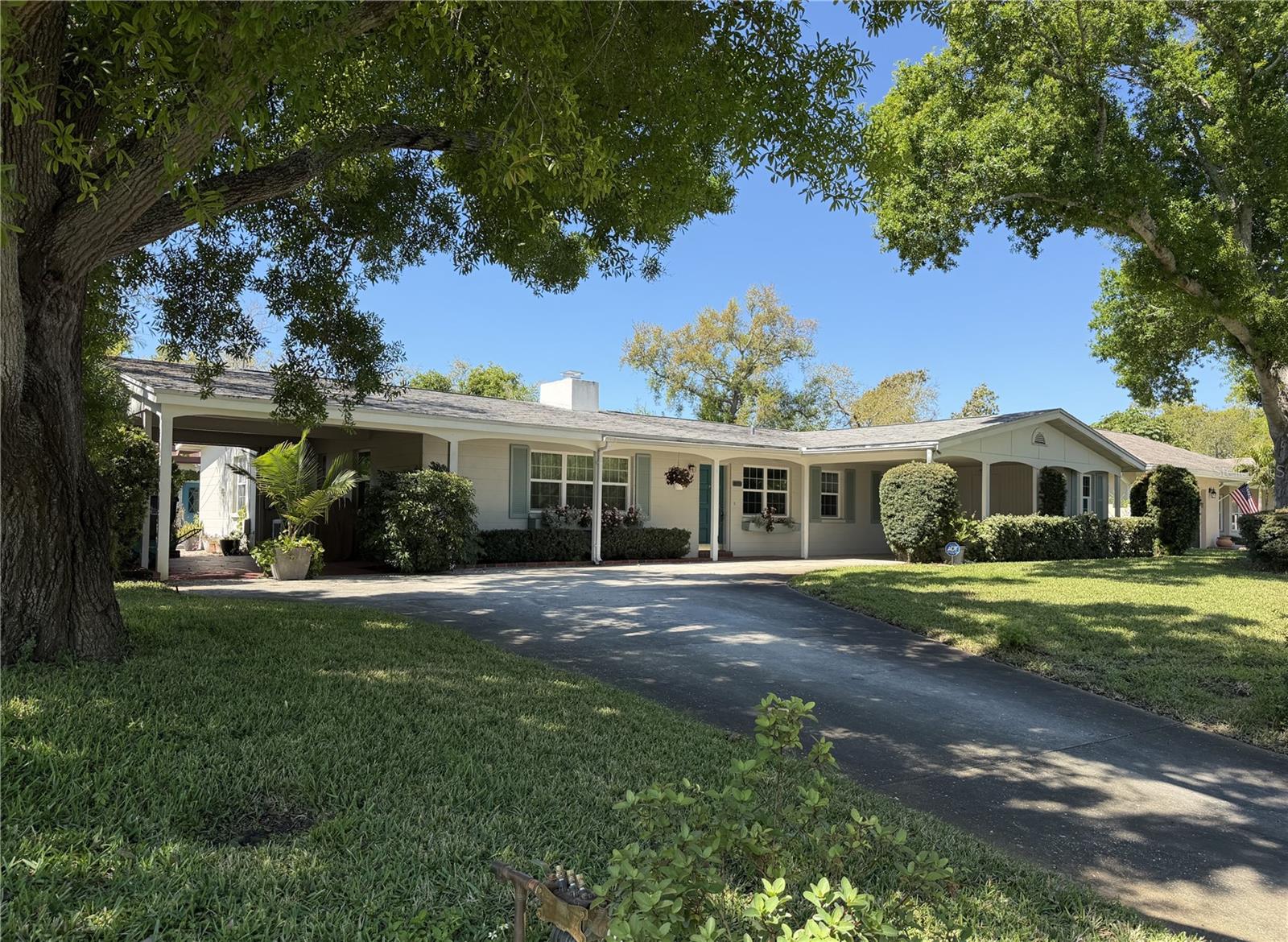 WHITFIELD ESTATES BLKS 14-23 & 26 - Residential