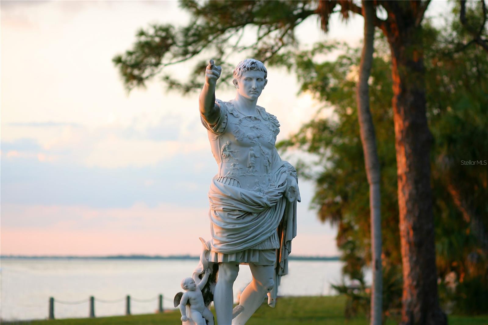 WHITFIELD ESTATES BLKS 14-23 & 26 - Residential