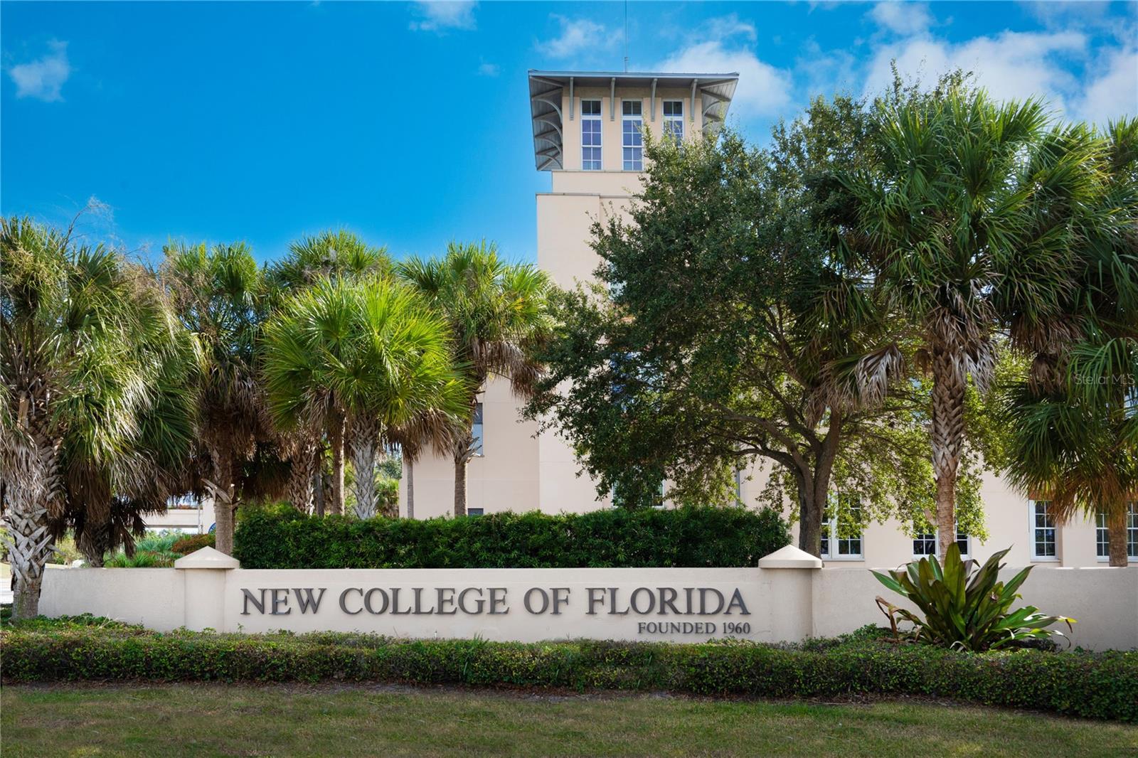 WHITFIELD ESTATES BLKS 14-23 & 26 - Residential