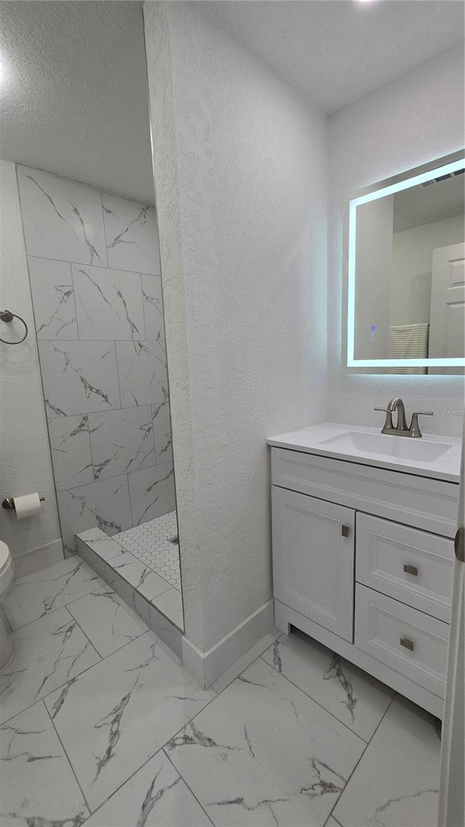 BEACON SQUARE - Residential