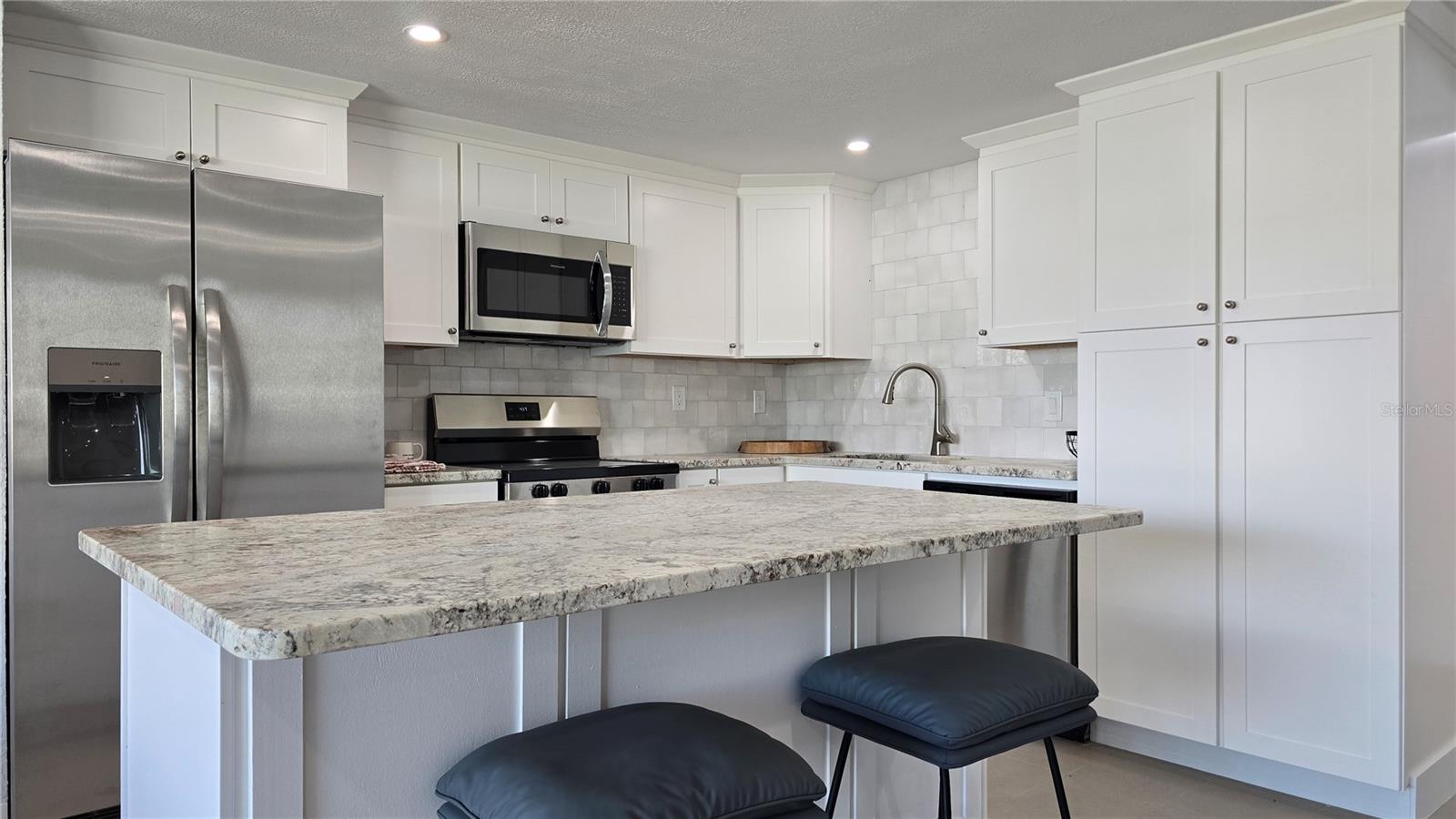 BEACON SQUARE - Residential