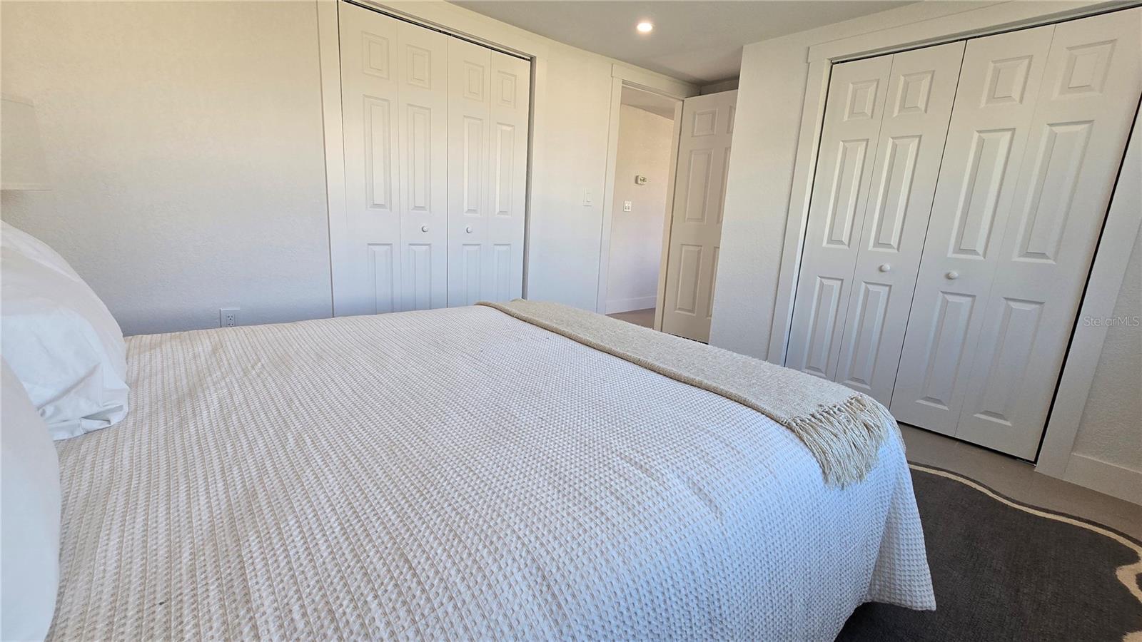 BEACON SQUARE - Residential