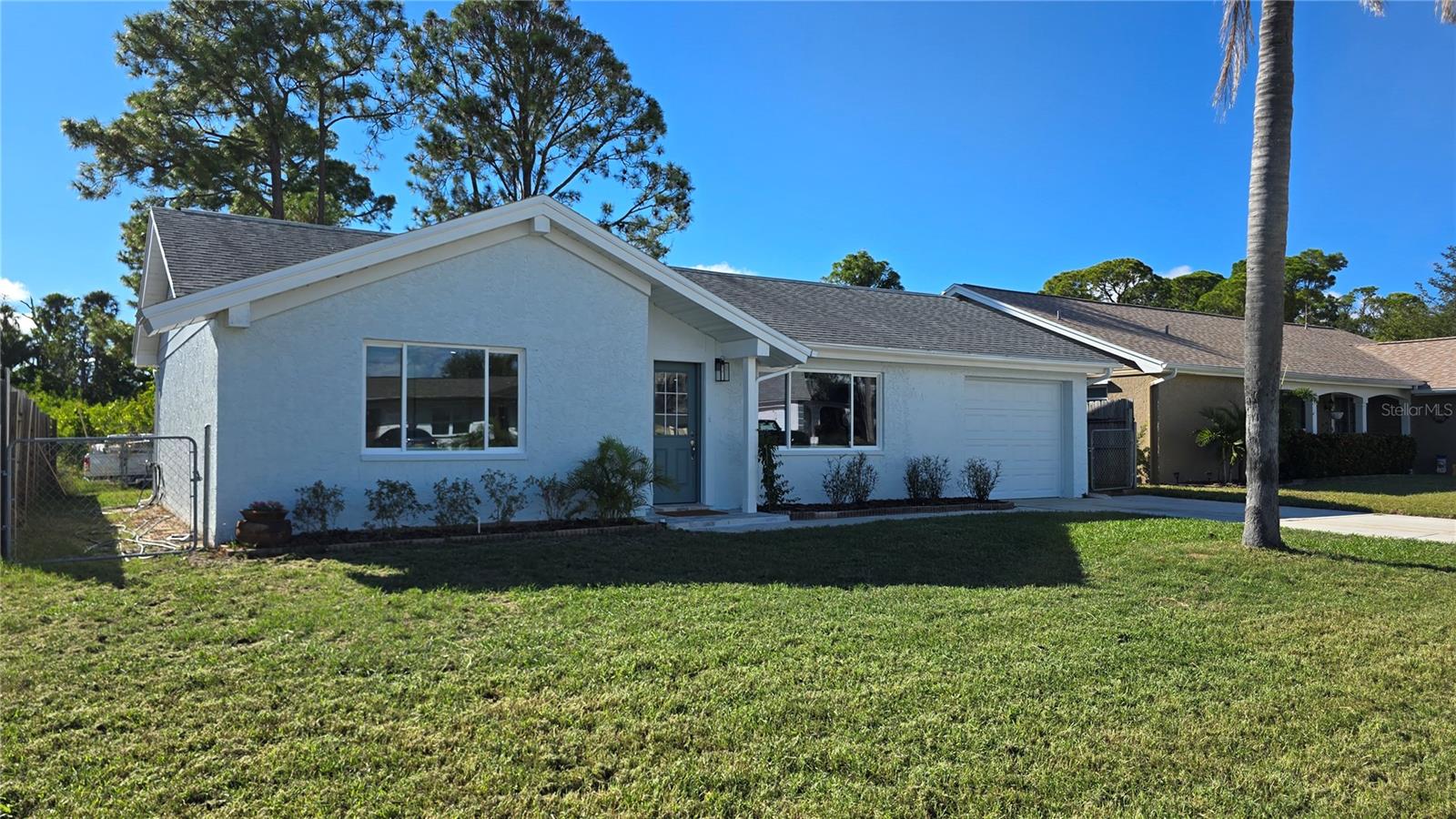 BEACON SQUARE - Residential