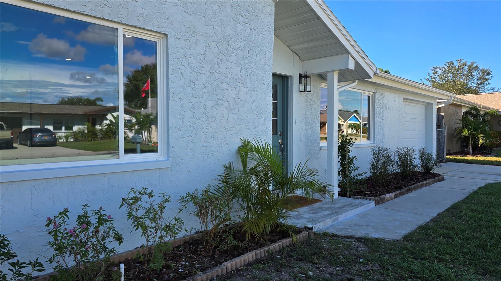 BEACON SQUARE - Residential