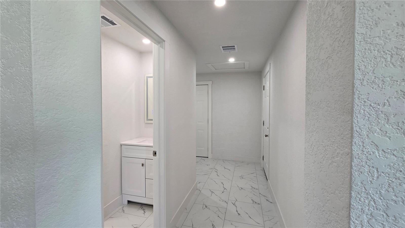 BEACON SQUARE - Residential