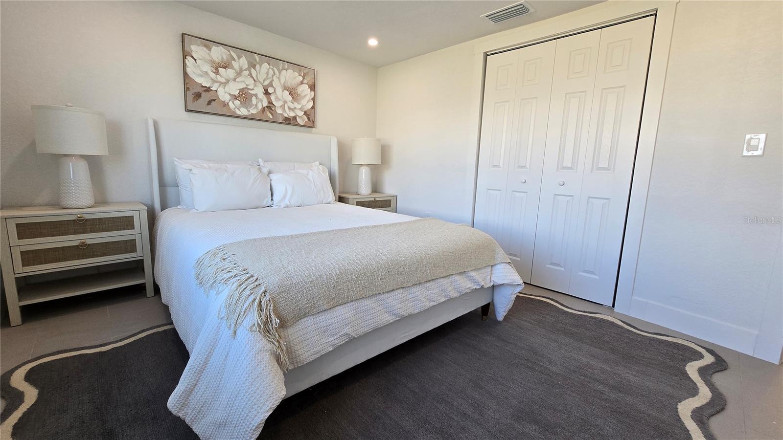 BEACON SQUARE - Residential
