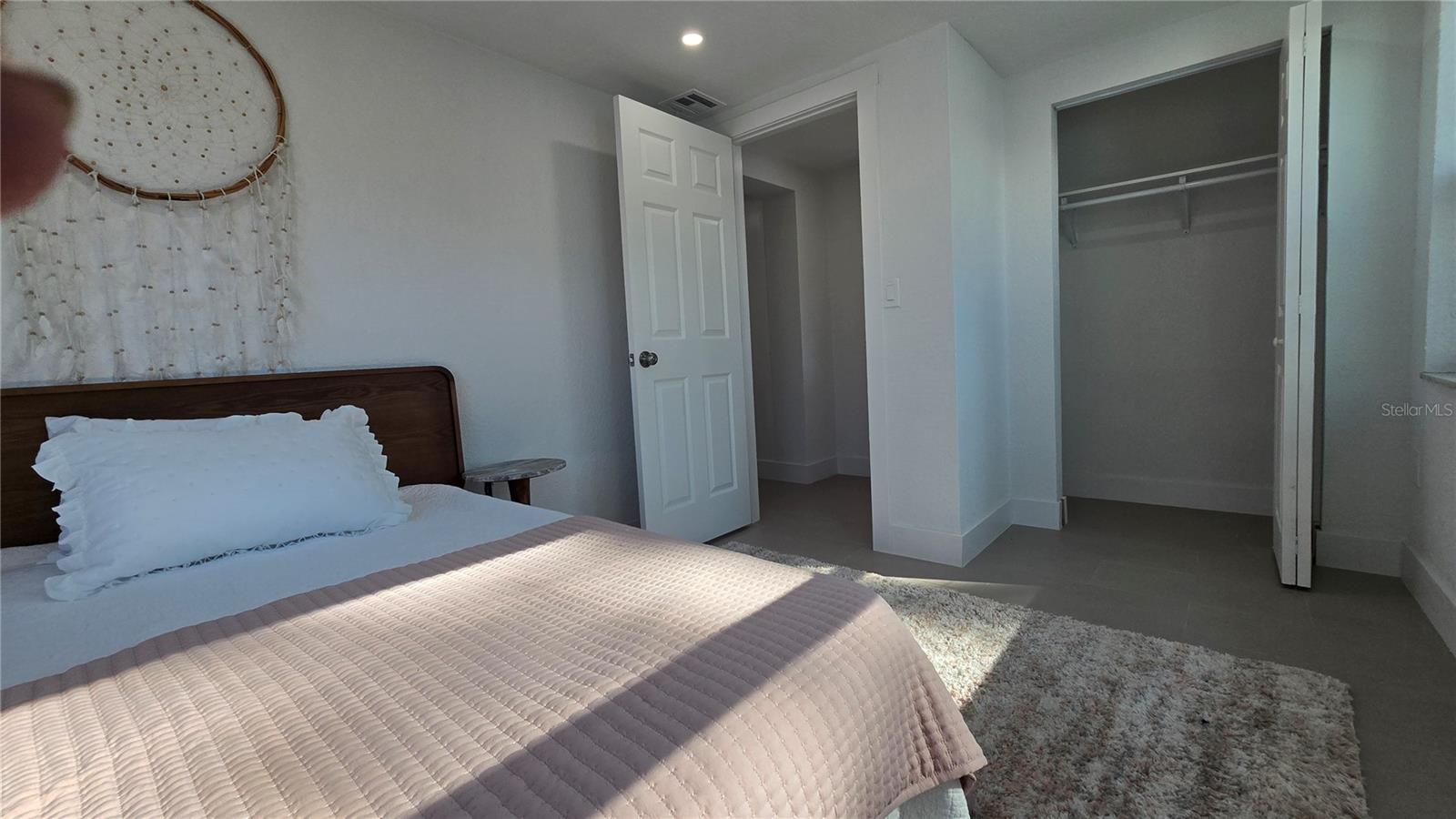 BEACON SQUARE - Residential