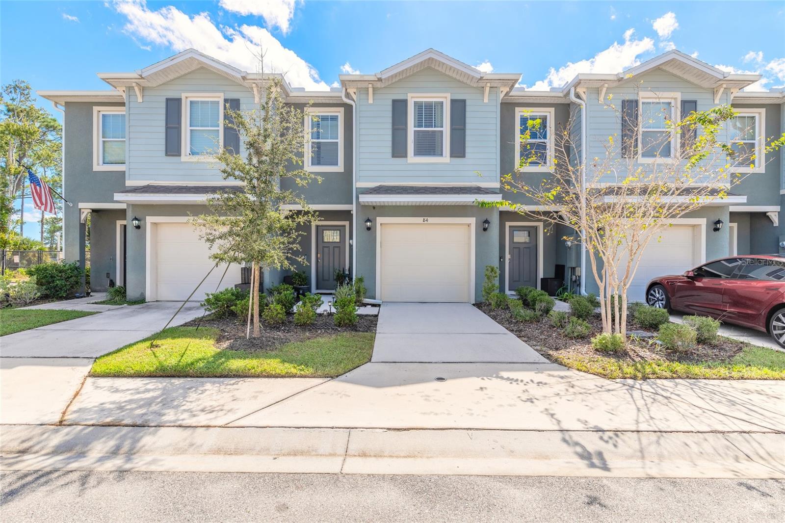 84 BELLA LAGO CIRCLE