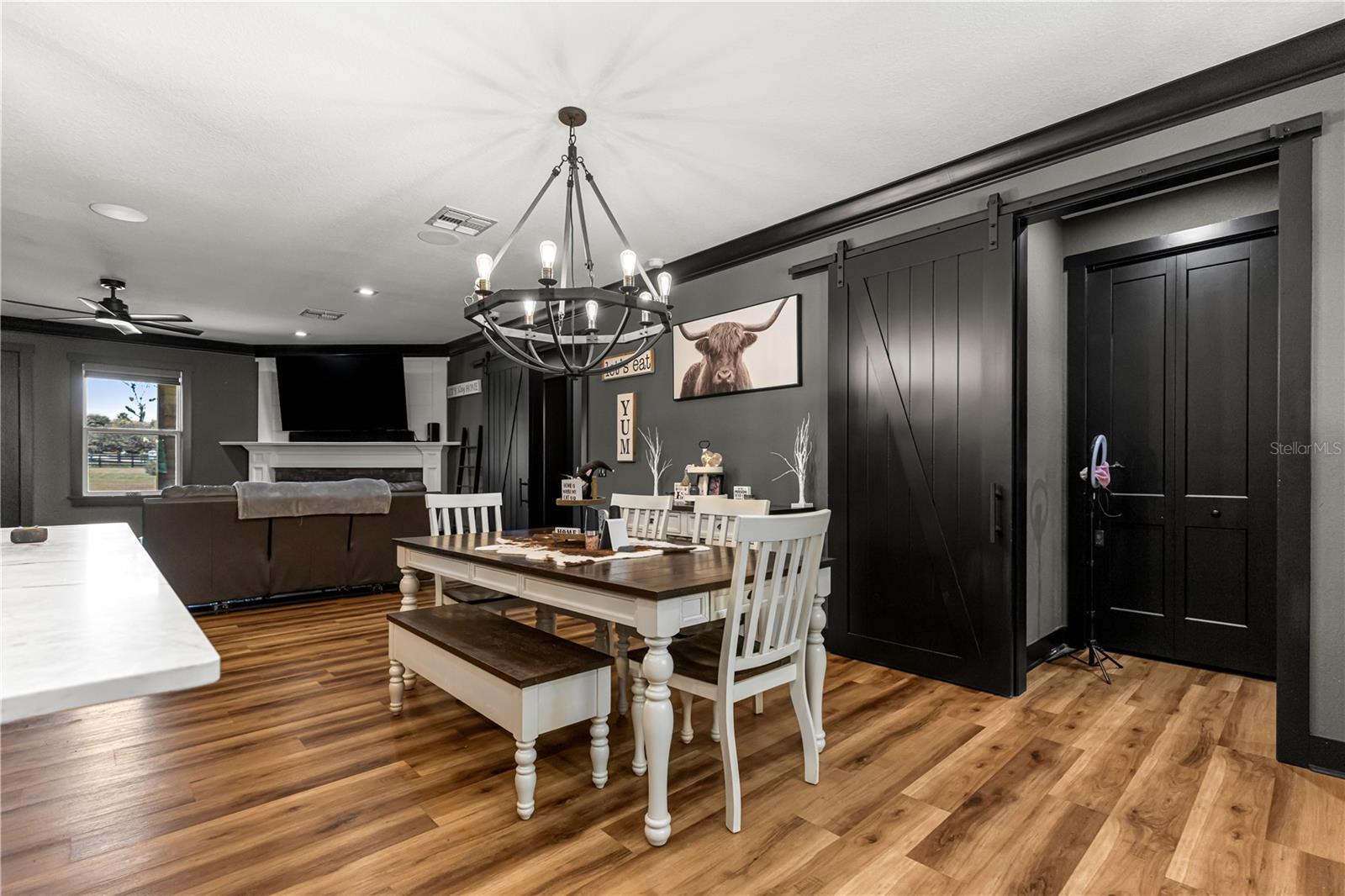 MANOR HILL ESTATE - Residential